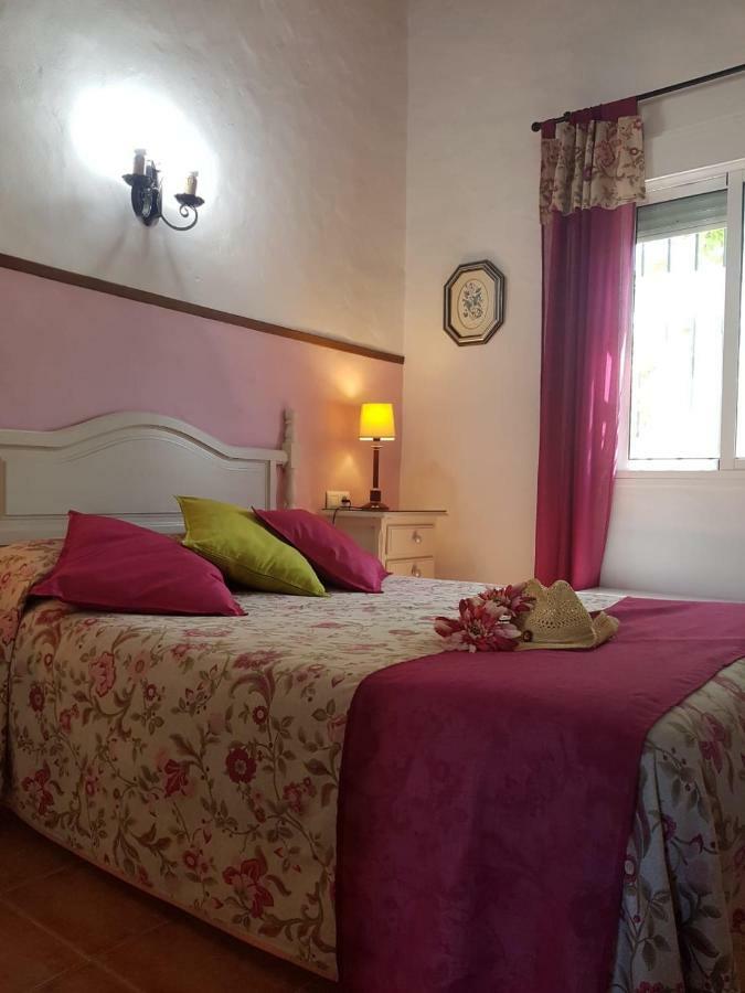 Chalet La Huerta Con Piscina Y Wifi Коніль-де-ла-Фронтера Екстер'єр фото